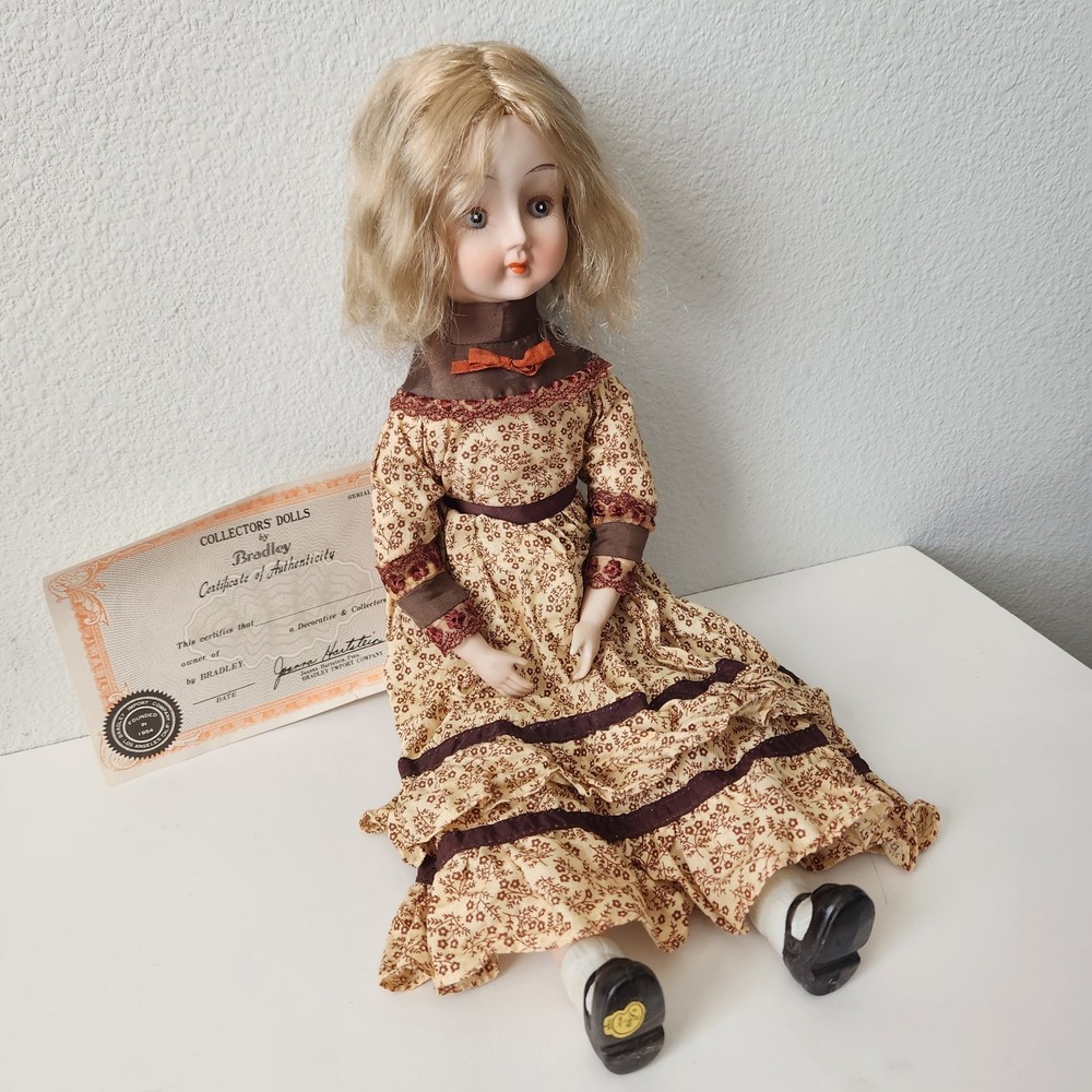 HAUNTED Collectors Porcelain Bradley Doll Blonde Hair Blue Eye Certificate BR121 - Picture 12 of 12
